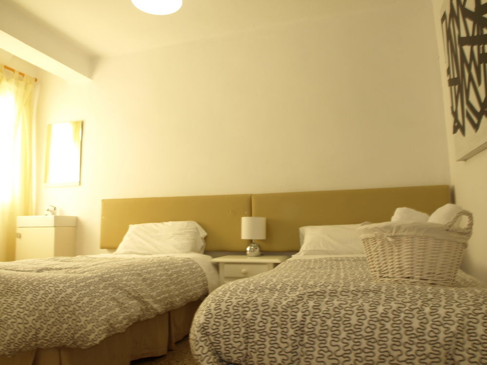 Hostal The Monkey Room Marbella Eksteriør bilde